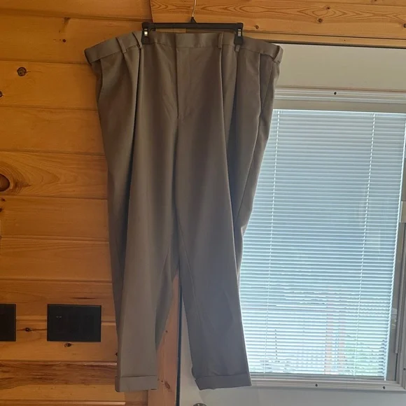 Van Heusen Men's Tan Pants size 48x29 - Picture 1 of 3